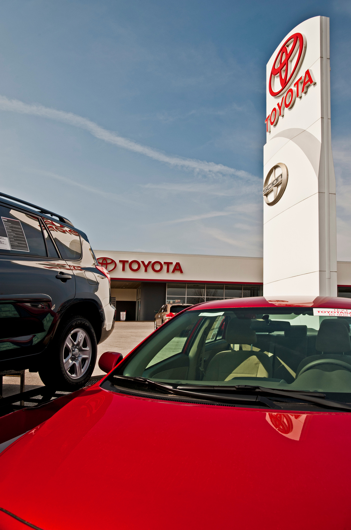 Toyota Dealer Signs